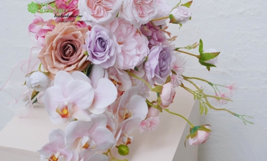 Bó hoa cô dâu nhỏ gọn và đẹp tại Hoa Hạnh Phúc