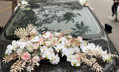 hoa xe hơi bằng hoa lụa giá rẻ