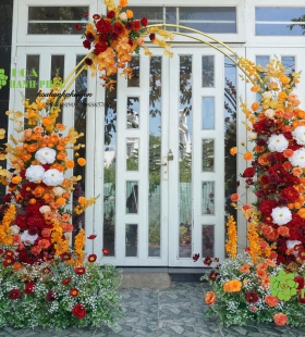 cổng hoa tông đỏ cam 2022